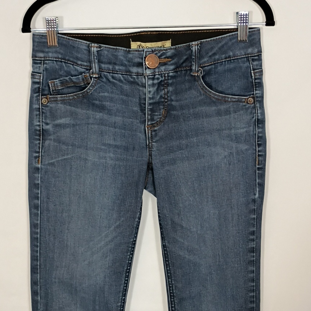 Democracy Women's Dark Wash Bootcut Jeans Size 2 - Picture 3 of 11